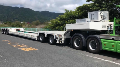 超精密機器輸送車